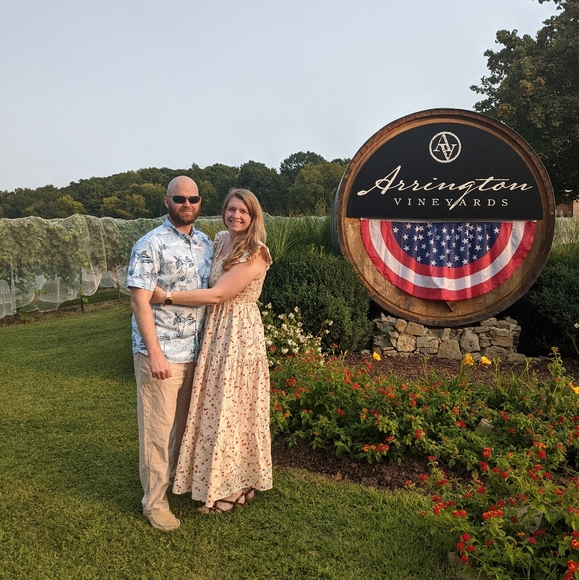 Meet your Posher, Lori - Picture 4 of 4